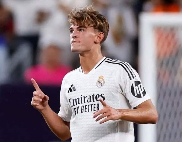 引发了球迷 引发了球迷