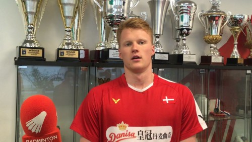 的操场上 的操场上