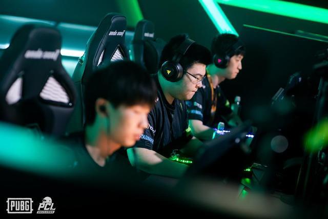 整个球队 整个球队